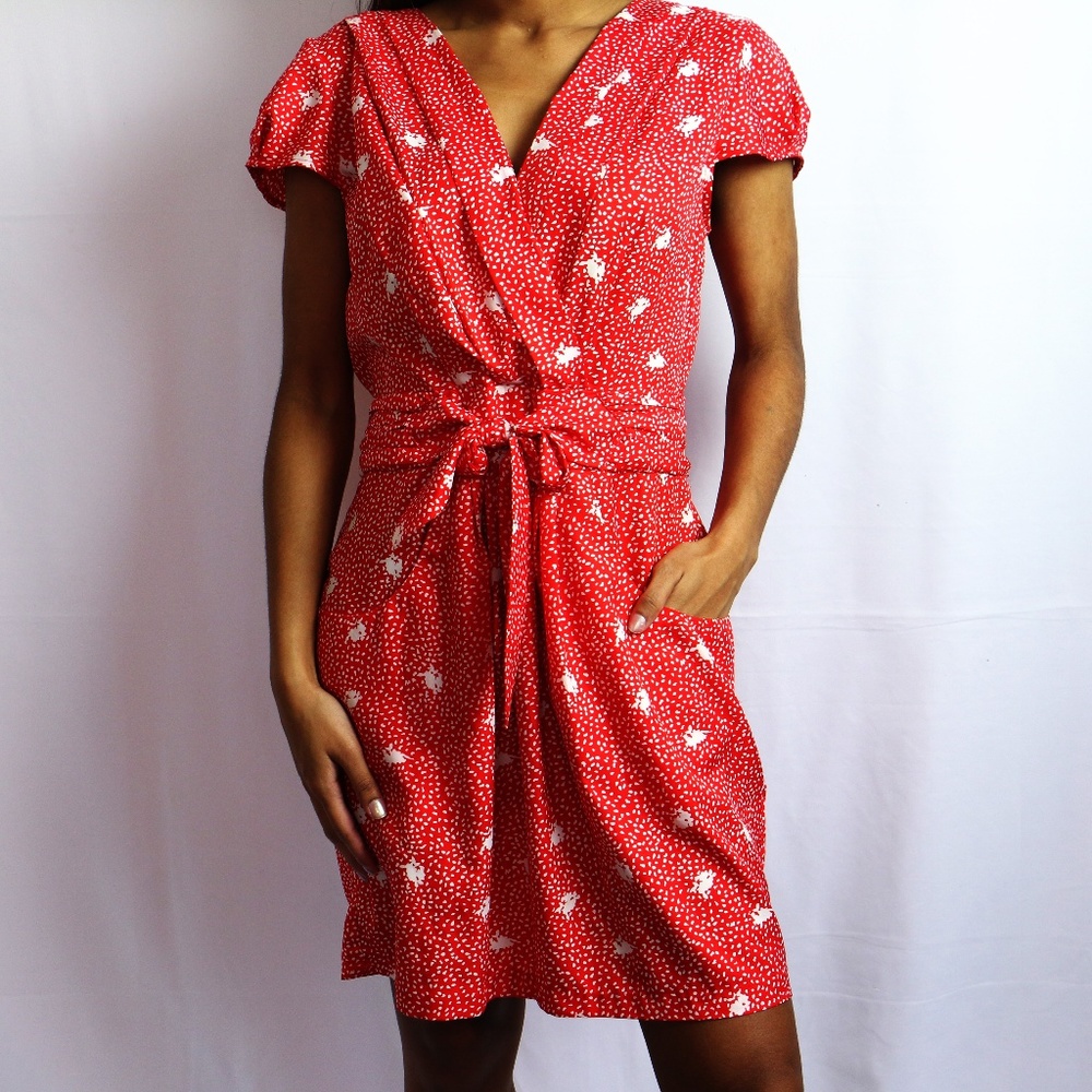 Red & White Wrap-Style Dress w/ Pockets
